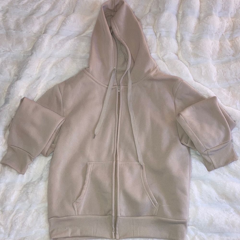 Tan Forever 21 fuzzy zip up sweatshirt 🤎 Small